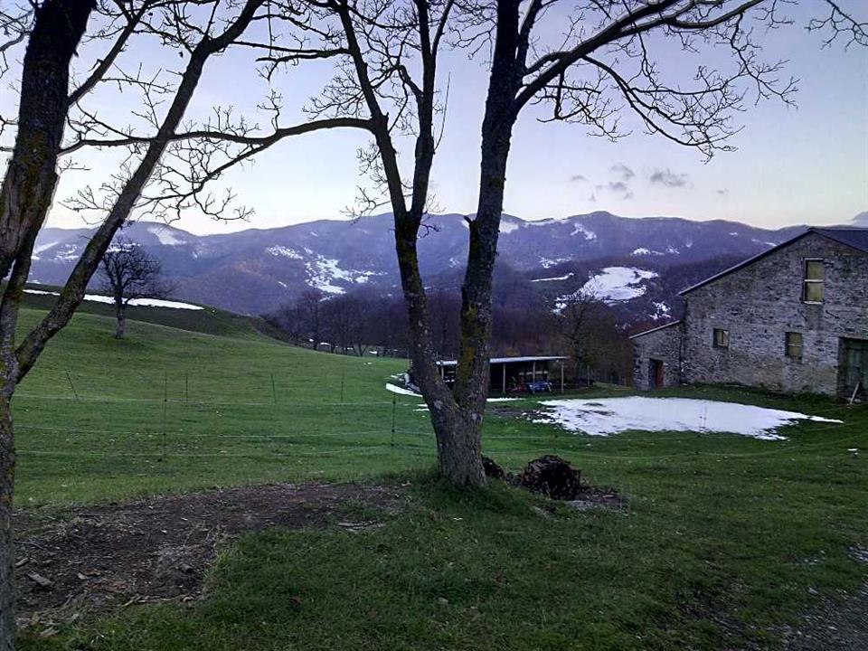 A farm in the Italian Appenines © Riccardo Simoncini